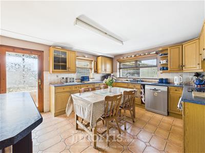 Farmhouse Kitchen